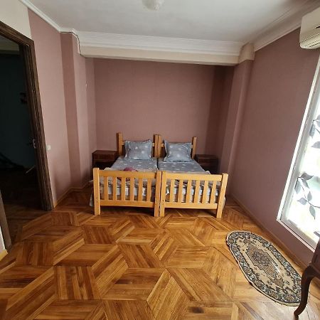Guest House Sky Plus Tbilisi Zewnętrze zdjęcie