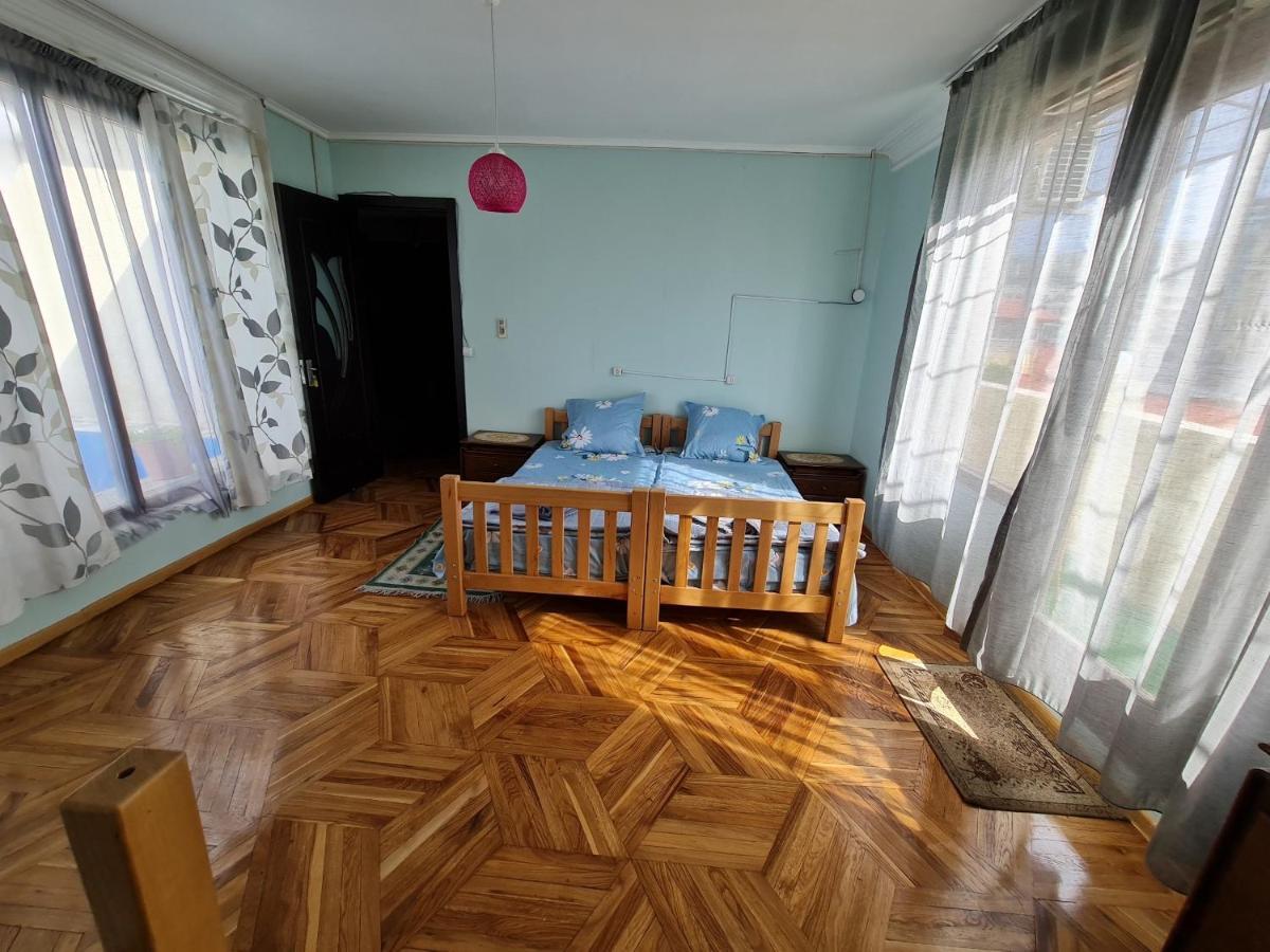 Guest House Sky Plus Tbilisi Zewnętrze zdjęcie